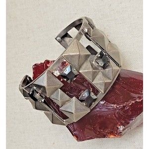 Vintage Sorrelli Gun Metal Black & Clear Rhinestone Stud Design Cuff Bracelet